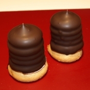 975
